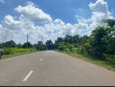 Bán đất mt  trục chính đg sông xoài cù bị tp.phú mỹ,dt:60x73 giá 8ty