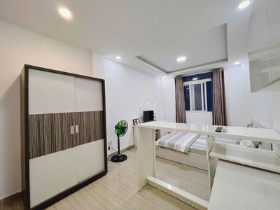 ĐÚNG HÌNH ĐÚNG DÁ_STUDIO CỬA SỔ MẶT TIỀN_FREE XE_FREE PHÍ DỊCH VỤ