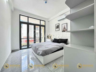 CHO THUÊ CĂN HỘ NGAY SÂN BAY 60M2 BANCON SIÊU THOÁNG