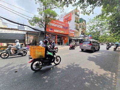 Mặt Bằng MT kinh doanh ngay chợ Tân Quy  8x22m đang xây mới