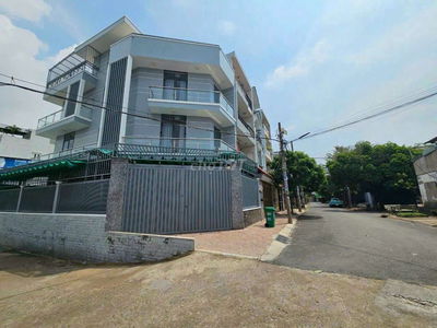 Biệt thự mini 8m x 18m. 3 tầng góc 2MT View Công viên 1/Nguyễn Thị Búp