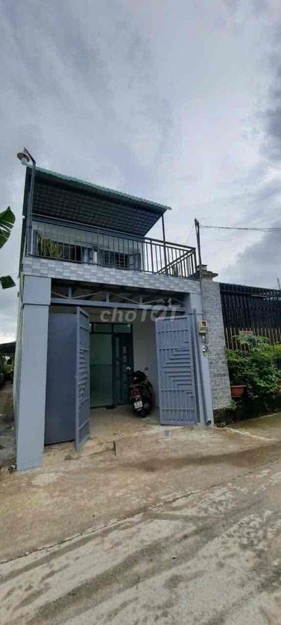 Nhà 2 tầng 2pn2wc Võ Văn Hát gần trường Maketing