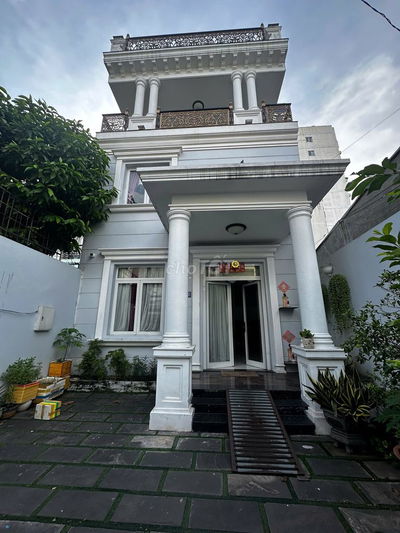 Biệt thự đường ÔNG ÍCH KHIÊM,  FULL NỘI THẤT, 7X28M, 3 LẦU, GIÁ 35TR