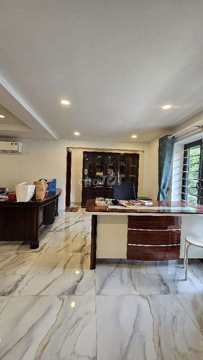 Quận 7 - biệt thự lô góc - hầm xe - 8pn - 9 x 22 -  đẹp nhất Kiều Đàm