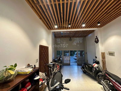 Nhà Mặt tiền đường số 38, P.Tân Phong, Q7, 72m2, 4 lầu, 5PN, 13.9 tỷ!