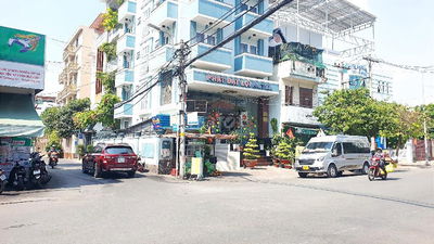 Bán đất Lô Góc, Kiều Đàm Him lam, Q7, 250m2, 14m x 18m, chỉ 30,5 tỷ!