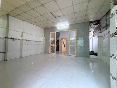 Nhà cho thuê nguyên căn,gần chợ,trường học,siêu thị.