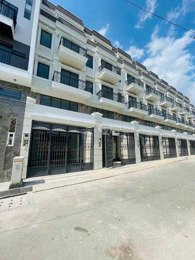 CHỦ GỬI BÁN NHÀ 3 LẦU SÁT VẠN PHÚC CITY