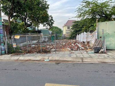 Bán gấp lô đất DT 210m² (8 x 30) full thổ, ngay KCN Phước Đông, SHR