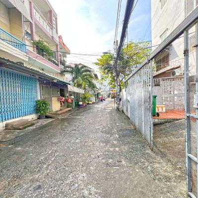 Dãy Nhà Trọ 2 Tầng 16 Phòng Hẻm Xe Hơi Đường Lý Phục Man - Quận 7