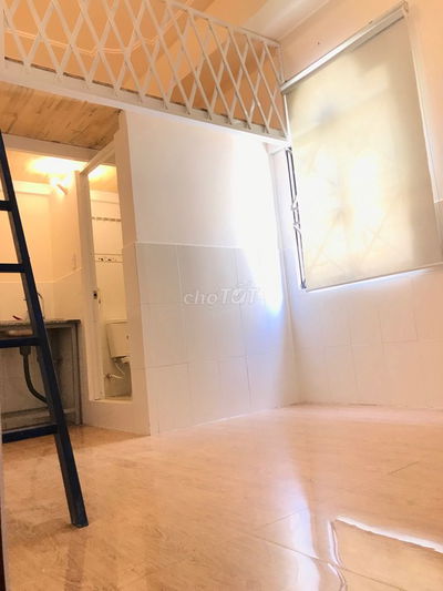 phòng trọ 15m2 có gác lửng, giờ giấc tự do