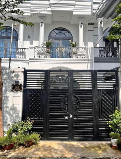 Cần Nhà Nhà Lầu Sổ Riêng Full Thổ Cư Đã Hoàn Công, Nhà Ngay Cổng 11