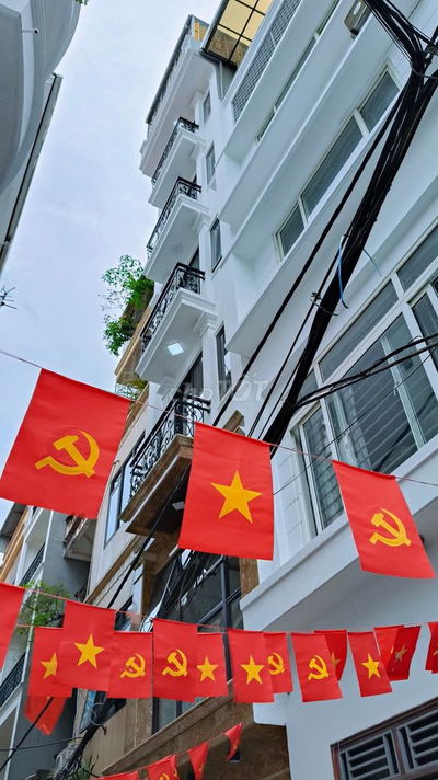 PHÂN LÔ, GARA ÔTÔ- 7 TẦNG THANG MÁY- 13 PHÒNG NGỦ KHÉP KÍN- KINH DOANH