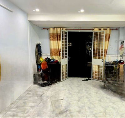 Anh Tùng vừa gửi xong muốn bán căn nhà 34m đường thống nhất ,tân phú