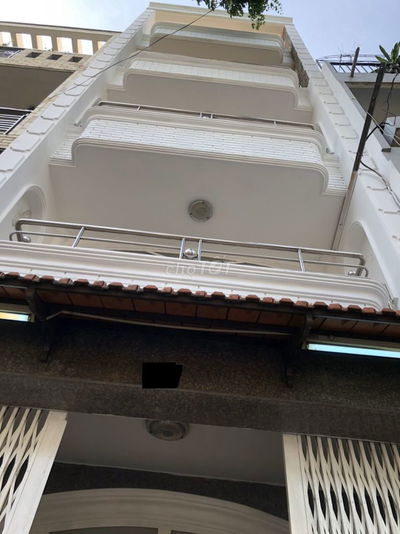 Nhà mặt tiền Ông Ích Khiêm, Trệt 4 Lầu ST, 5PN 4WC, 4.8x12m, 40TR