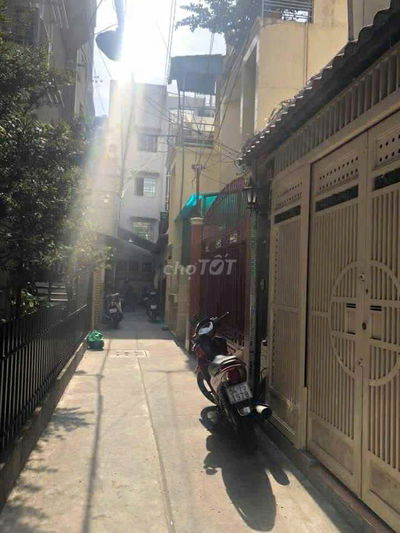 Nhà Hẻm Xe Hơi CMT8, P7, Tân Bình (9.1x3.7m) – Nhà Mới Ở Ngay