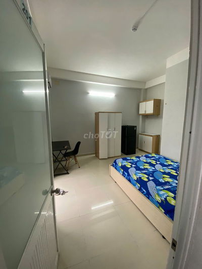 PHÒNG TRỌ MỚI – FULL NỘI THẤT + BAN CÔNG THOÁNG MÁT – TẠI TÂN BÌNH