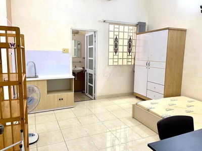 Studio -25m2 - Full Nội Thất - Cửa sổ lớn - sân bay- Phú Nhuận