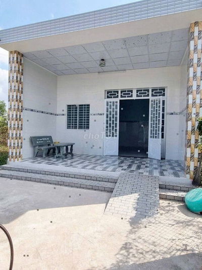 Bán gấp căn nhà Đ.Nguyễn Văn Hoài - củ chi - 825 triệu - 125m2 - SHR