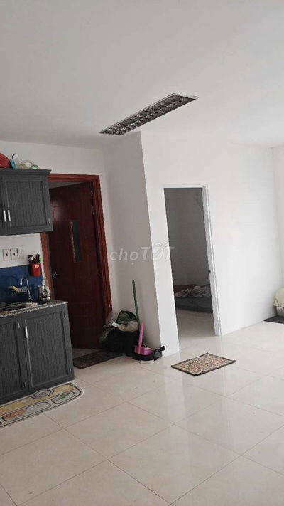 Tìm người ở ghép nhà nguyên căn khu vực tân bình, full nội thất