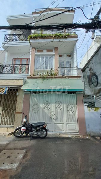 Bán nhà hẻm xe hơi Ng Văn Công, P3, gần sân bay 5,5 tỷ nội thất cơ bản