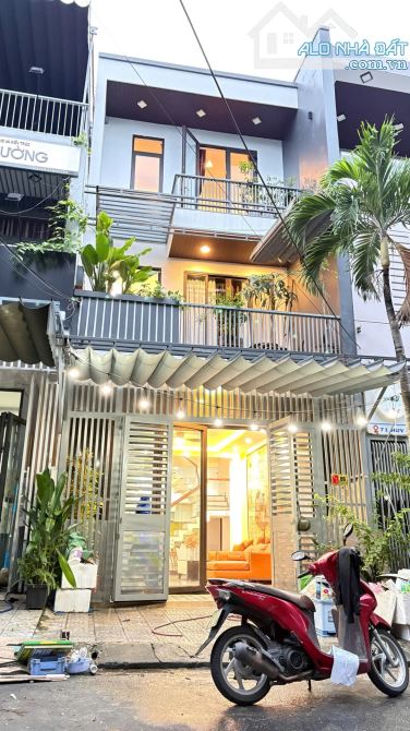 10,8Tỷ💥SIÊU PHẨM ĐẸP VIP NHẤT PHỐ HUY CẬN – FULL NỘI THẤT- VỊ TRÍ KINH DOANH ĐỈNH CAO 💥