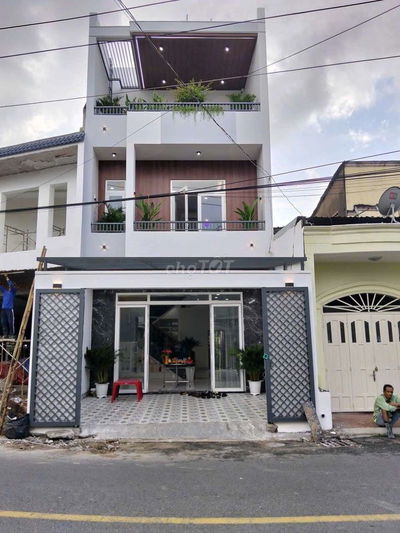 Nhà phố mặt tiền kinh doanh Nguyễn Đức Thiệu gần Vincom550 Dĩ An