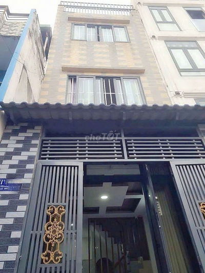 NHÀ 2 LẦU SÂN THƯỢNG 2PN RỘNG RÃI