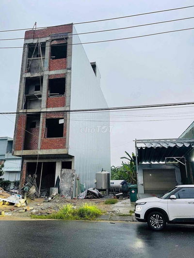 Bán siêu phẩm đường 10.5m Mẹ Thứ, Hoà Xuân dt 120m2 giá rẻ