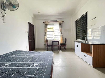 Căn hộ cửa sổ gió trời ,nội thất mới