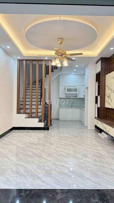 nhà 4 tầng 32m2 tại Đại Tự - Kim Chung - giá 4,1 tỷ