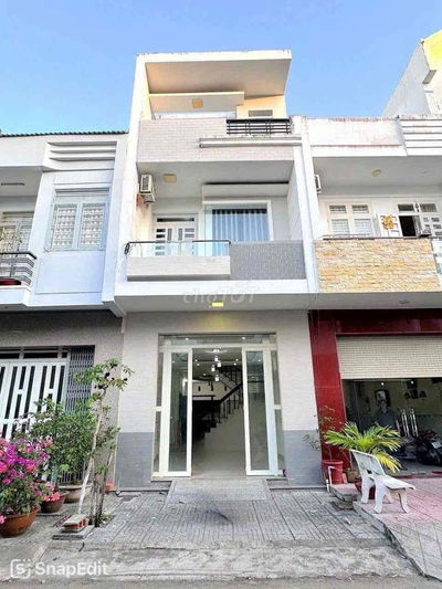 cho thuê nhà 2 lầu kdc hưng phú kế siêu thị go giá 11 triệu