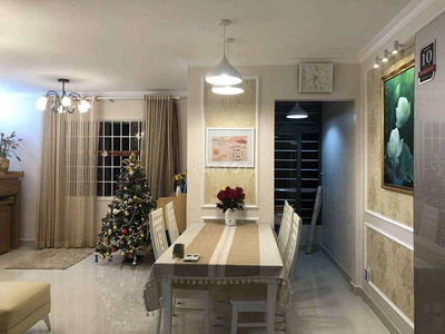 Cần bán nhanh căn hộ 100m2, 3pn, 2wc trên đường D5