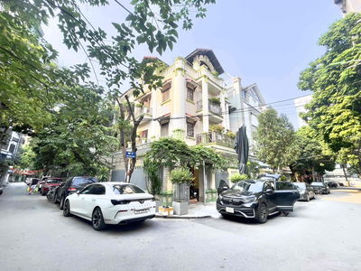 Chính Chủ Bán Biệt Thự Trung Yên - Yên Hoà 200m2 Lô Góc