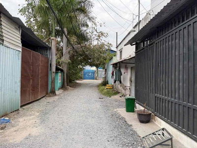 💥BÁN ĐẤT SỔ RIÊNG 4x16=64m. Gần công An phường An phú đông. sổ hồng rê