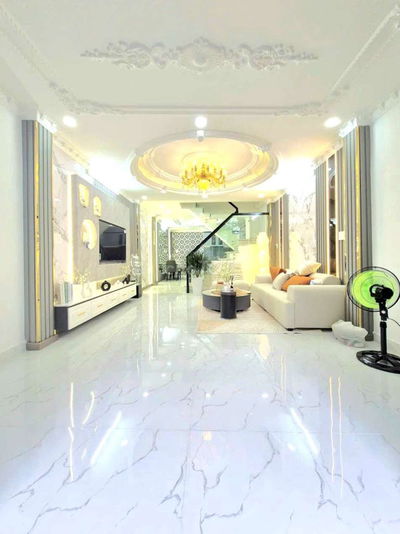 Nhà mới đẹp 1 lầu, 2 phòng ngủ đường xe hơi