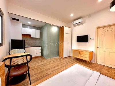 PHÒNG STUDIO ĐẸP TRUNG TÂM Q1 - GẦN BÙI VIỆN