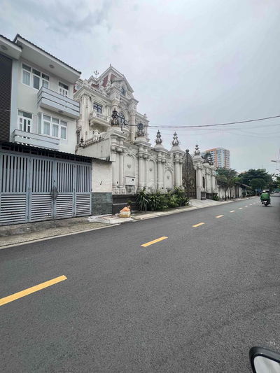 ĐẤT LỚN 371M² HIỆP BÌNH CHÁNH – XÂY 7 TẦNG – GẦN PHẠM VĂN ĐỒNG – 38.5T