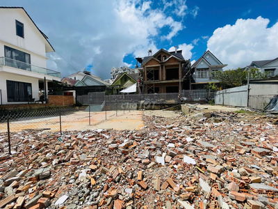 Giá chỉ 35 triệu/ m2  cho 1 Lô Đất BL Đà Lạt Ngay CV Ánh Sáng