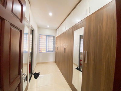 SIÊU PHẨM BÊN SÔNG HBC– 5 TẦNG THANG MÁY –HXH– PHÂN LÔ ĐẲNG CẤP