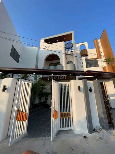 Nhà 1 Lầu Ngay Khu Five Star 5 Sao - Sổ Riêng - 100m2 - Bao Sang Tên