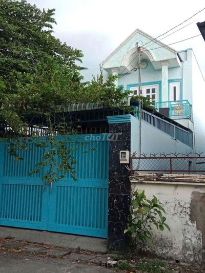 Nhà xưởng phù hợp ở hoặc kho xưởng. Chứa hàng online