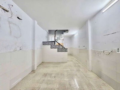 Bán nhà 2 tầng, Trần Xuân Soạn, diện tích 40m2, ngang 4m, nhỉnh 4 tỷ