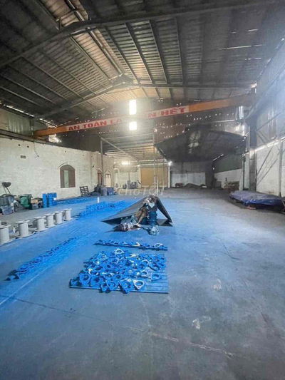 Cho thuê xưởng (hơn 650m2), điện 3Fa, cẩu trục 3T, phường Trảng Dài.
