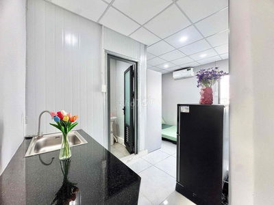 🌿 PHÒNG FULL NỘI THẤT – BAN CÔNG THOÁNG SÁNG – GẦN CỘNG HÒA, TÂN BÌNH