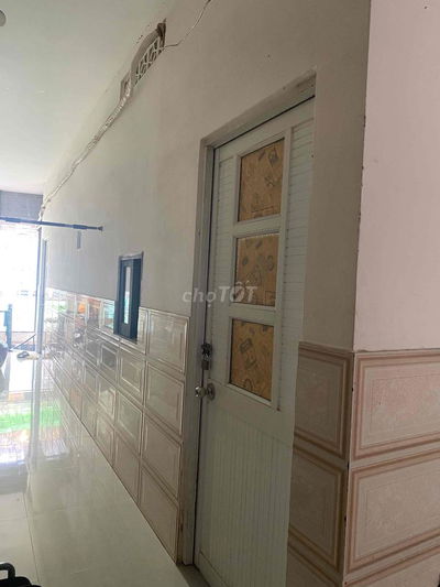 Cho thuê phòng đầy đủ tiện nghi. máy lạnh, tủ lạnh, nệm..