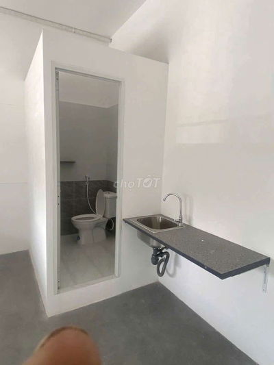 Cho thuê phòng trọ mặt tiền