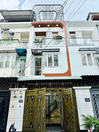 Nhà phố , hem9m,thạnh xuân 25 ,5,3 tỷ