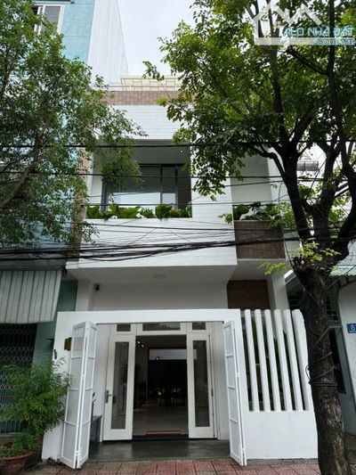 Nhà 3 tầng mặt tiền đường Đào Trí- Full nội thất sinh lời khủng