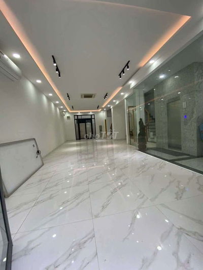 TẦNG TRỆT 126M2 NHÀ PHỐ VIN QUẬN 9, CÓ SẴN MÁY LẠNH, LỐI ĐI RIÊNG